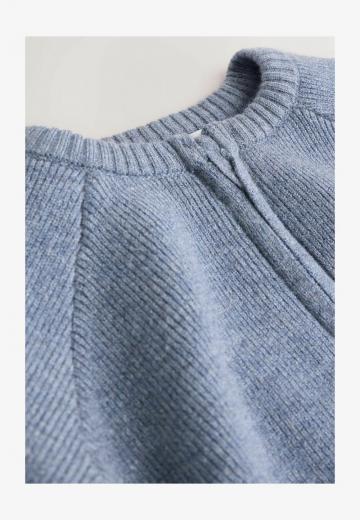 Вязаная кофта