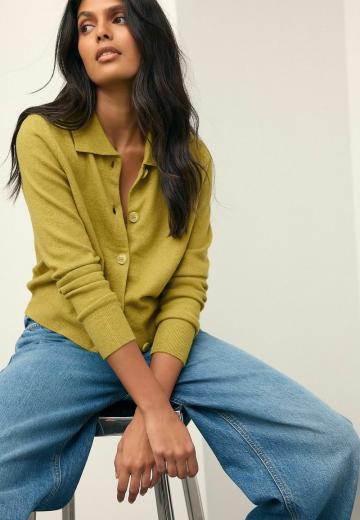 Жаккардовая вязаная кофта