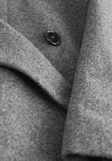 Короткое пальто