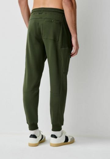 Спортивные штаны