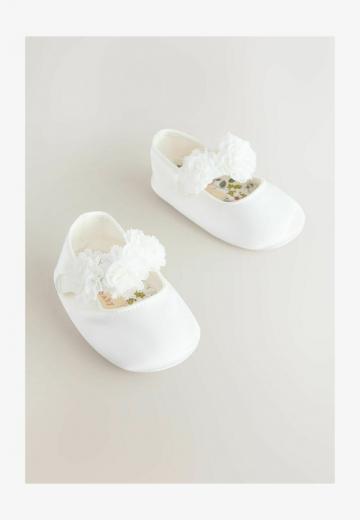 Детская обувь