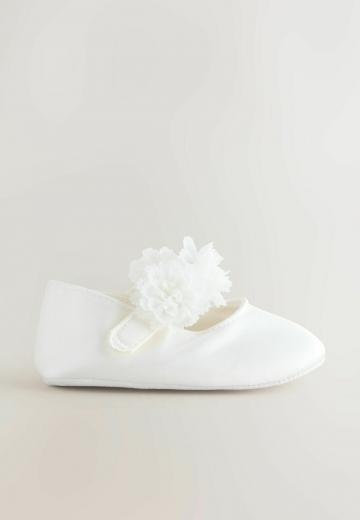 Детская обувь