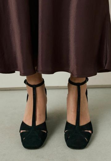 Туфли с ремешком