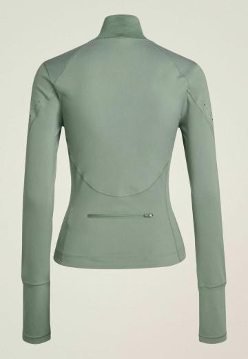 Спортивная куртка