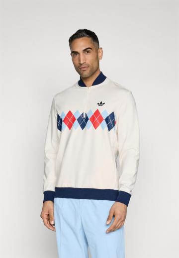 Спортивная кофта