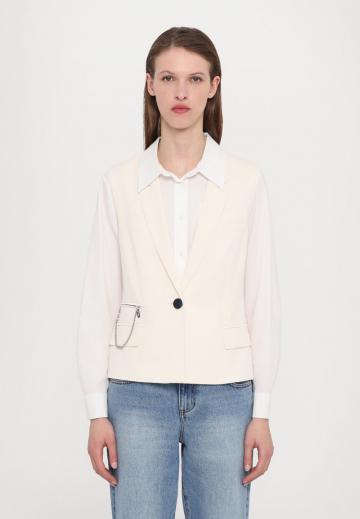 Джинсовая жилетка