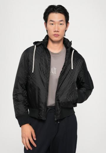 Зимняя куртка