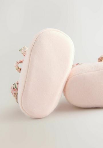 Детская обувь