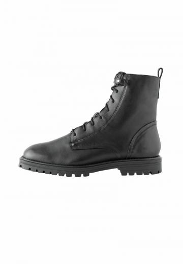 Широкие сапоги