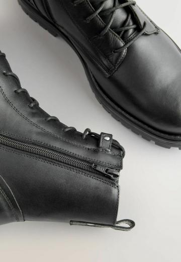 Широкие сапоги