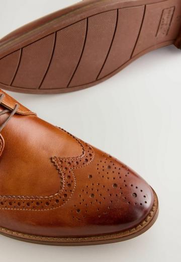 Ботинки на шнуровке