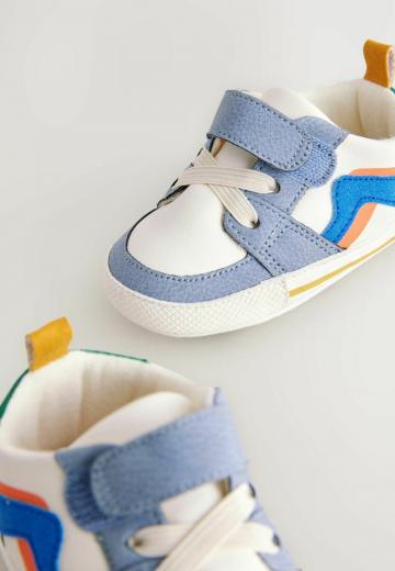 Детская обувь