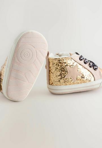 Детская обувь