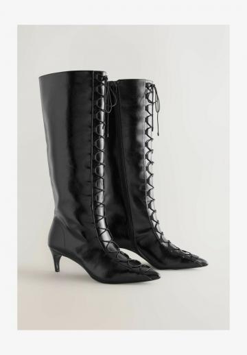 Сапоги на шнуровке