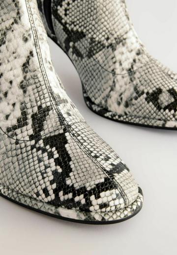 Широкие сапоги