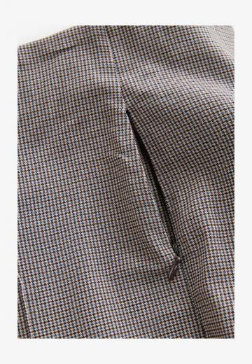 Узкие брюки