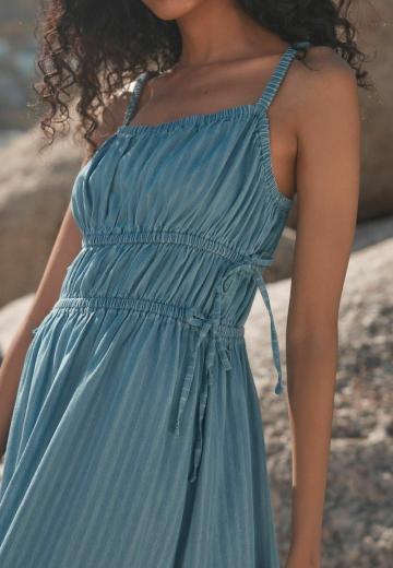 Джинсовое платье