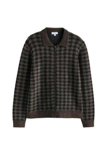 Вязаная кофта