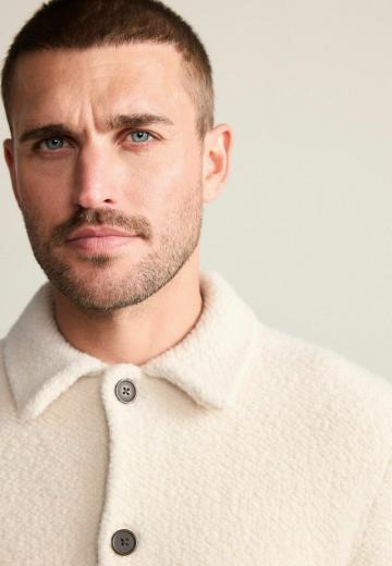 Вязаная кофта