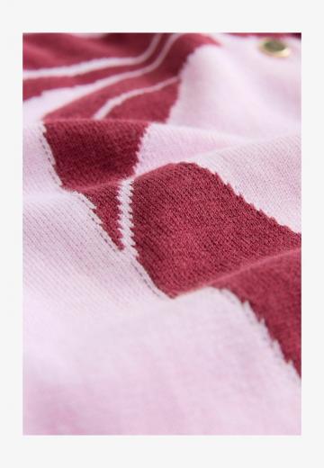 Жаккардовая вязаная кофта