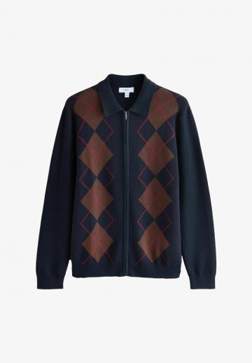 Вязаная кофта