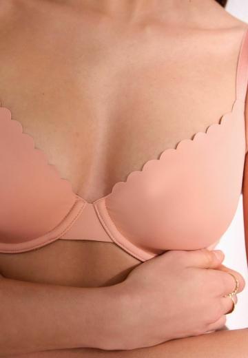 Бюстгальтер