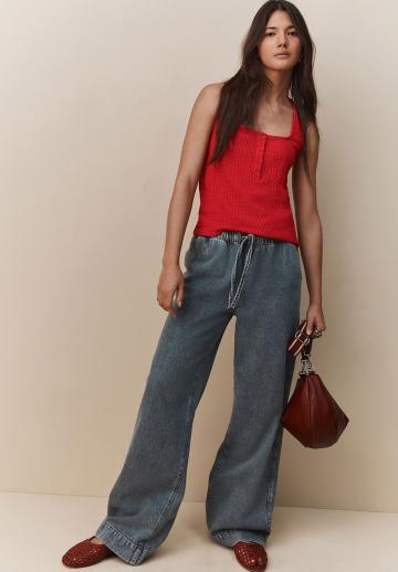 Блузка без рукавов