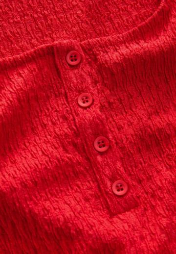 Блузка без рукавов