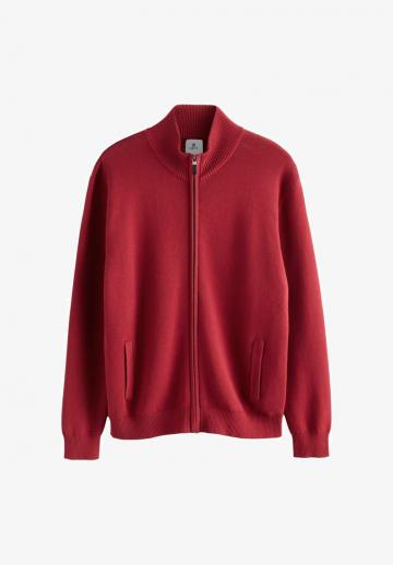 Вязаная кофта