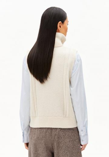 Пуловер без рукавов