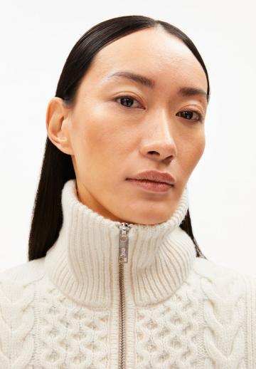 Пуловер без рукавов