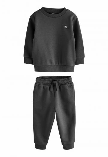 Набор одежды