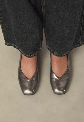 Спортивные балетки