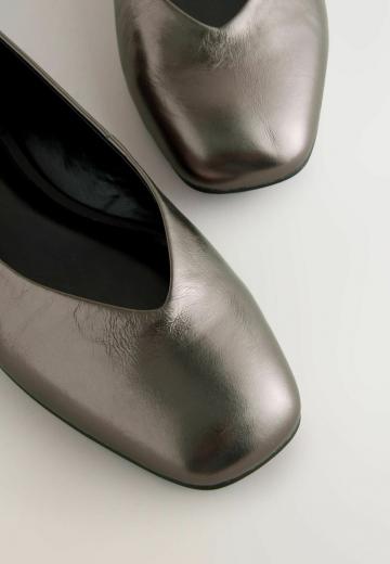 Спортивные балетки