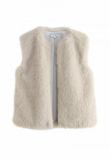 Пуховой жилет