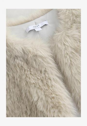 Пуховой жилет