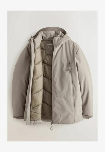 Зимняя куртка