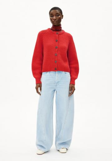 Вязаная кофта