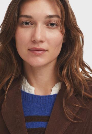 Короткое пальто