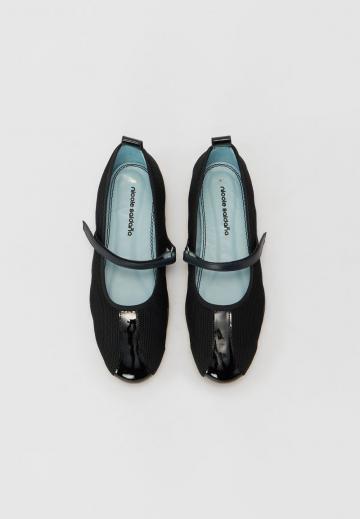 Спортивные балетки