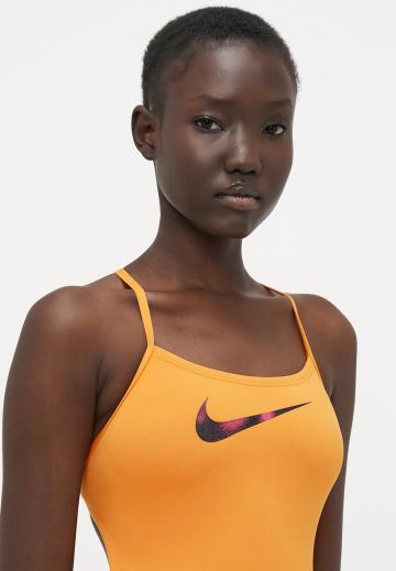 Слитный купальник