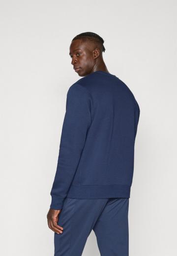 Спортивная кофта