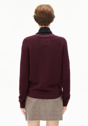 Вязаная кофта