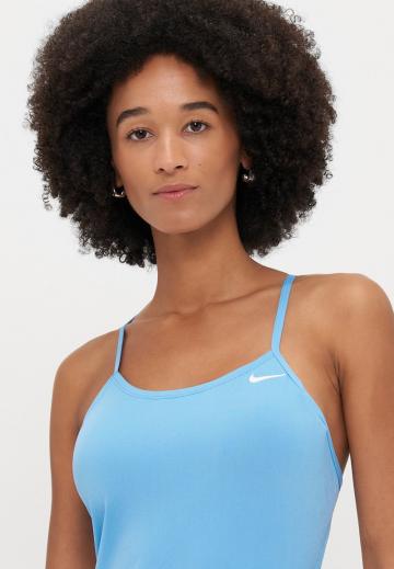 Слитный купальник