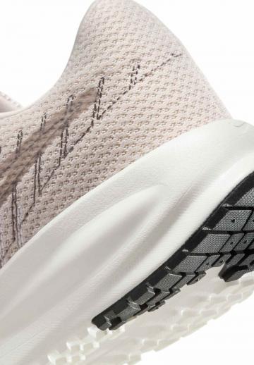 Кроссовки для ходьбы