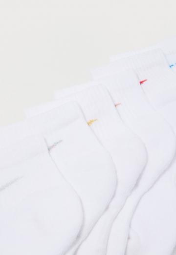 Спортивные носки