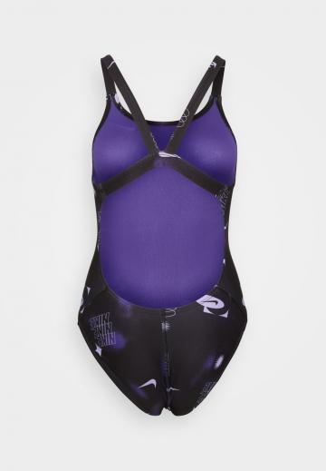 Слитный купальник