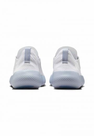 Беговые кроссовки