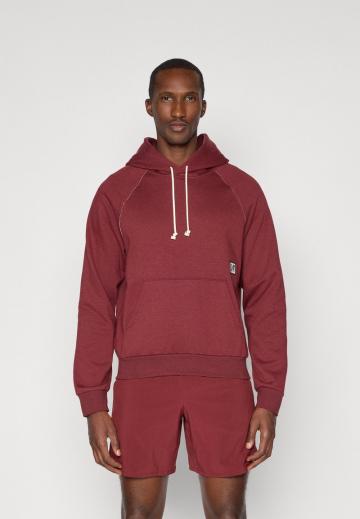 Спортивная кофта