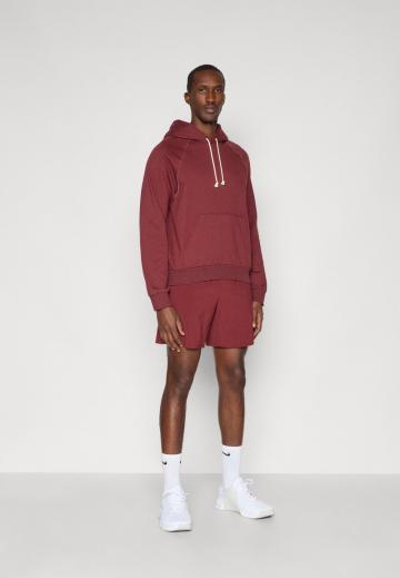 Спортивная кофта